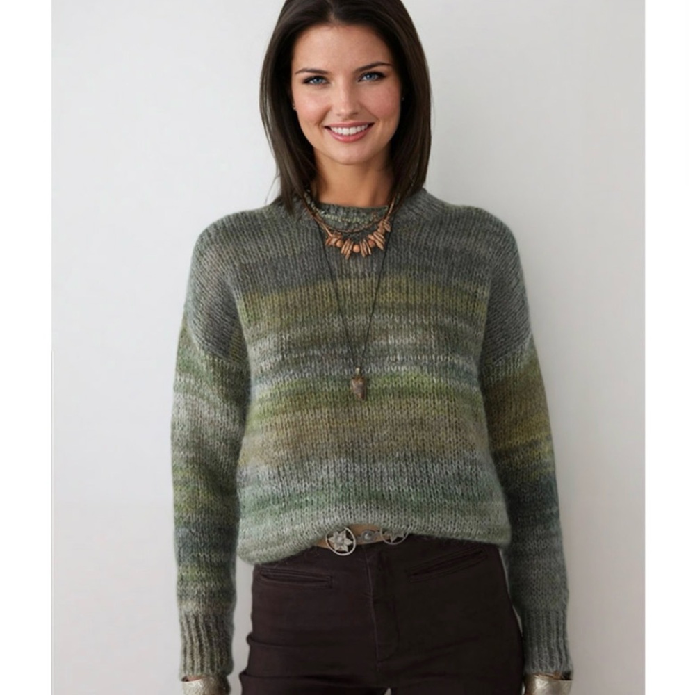 Elegant Olive Gradient Women's Sweater